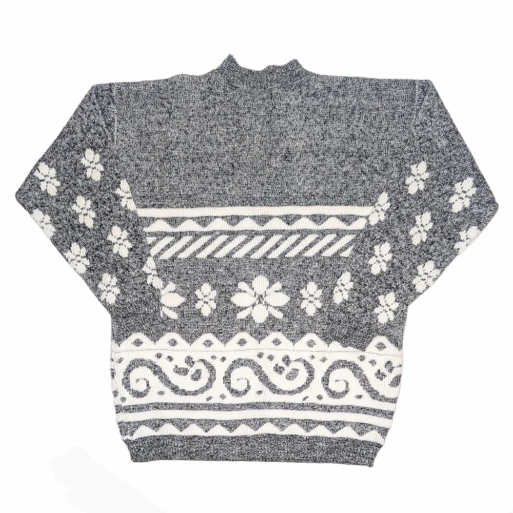 Vintage knit sweater Amanda Ashley gray white winter snowflake oversized large
